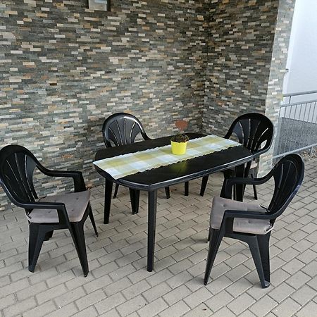 Ferienwohnung Karola Beim Legoland Ichenhausen Exterior photo
